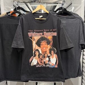 Vintage 2000's Whitney Houston "The Greatest Voice Of All" Music Artist Tee